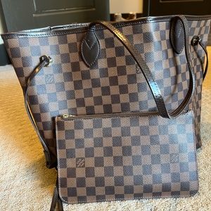 Louis Vuitton Neverfull MM tote cherry interior and clutch
